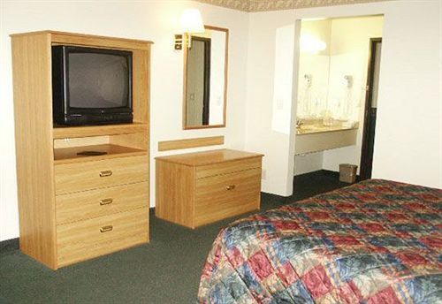 Dutch Country Inn Kalona Extérieur photo
