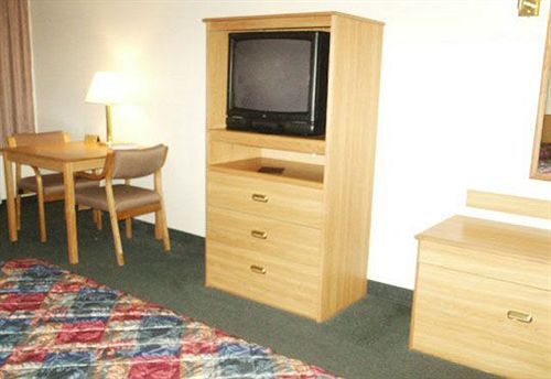 Dutch Country Inn Kalona Extérieur photo