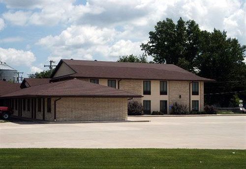 Dutch Country Inn Kalona Extérieur photo